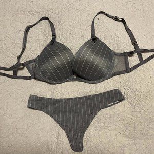 Victoria's Secret VS very sexy push up bra & panties set